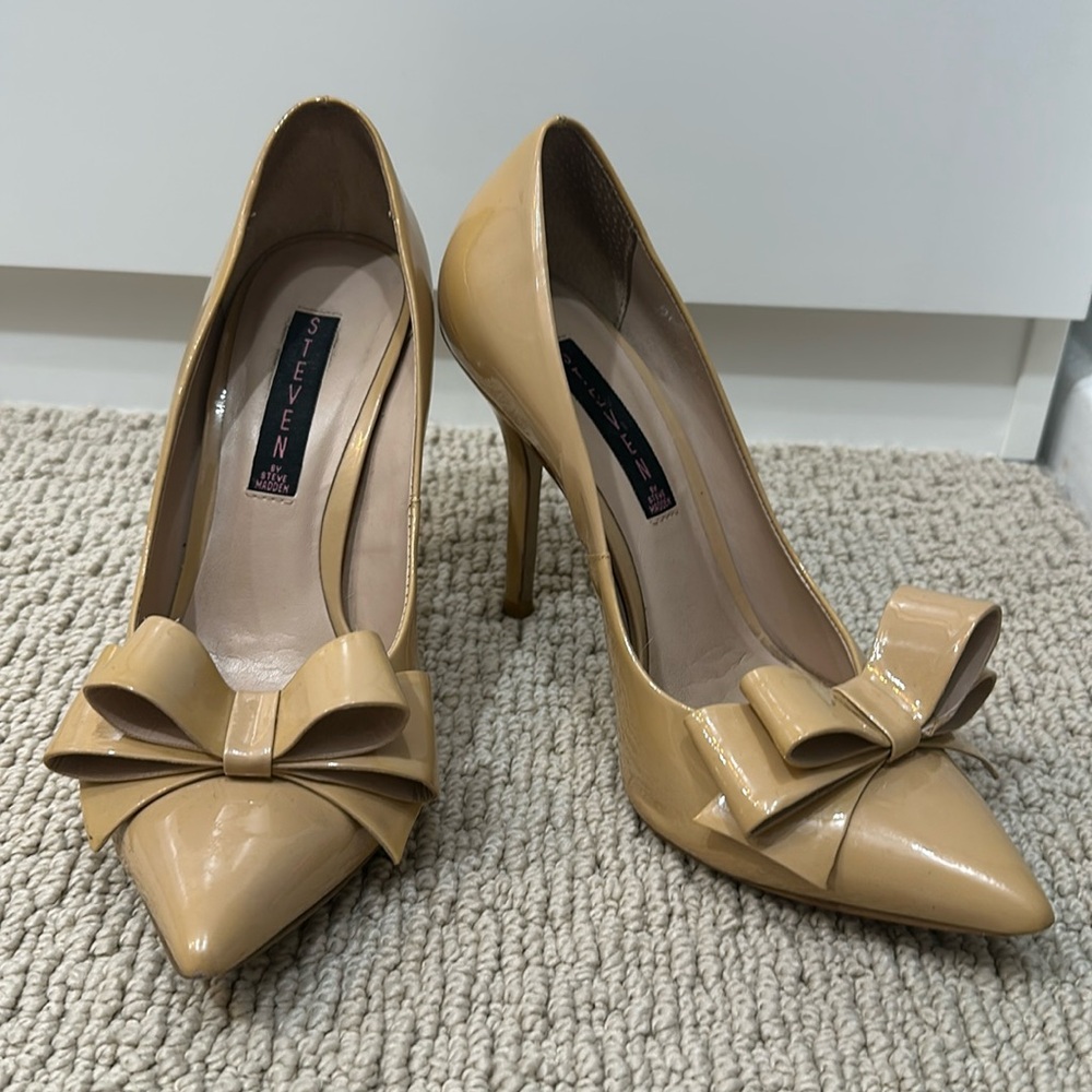 Nude Patent Leather pump heels